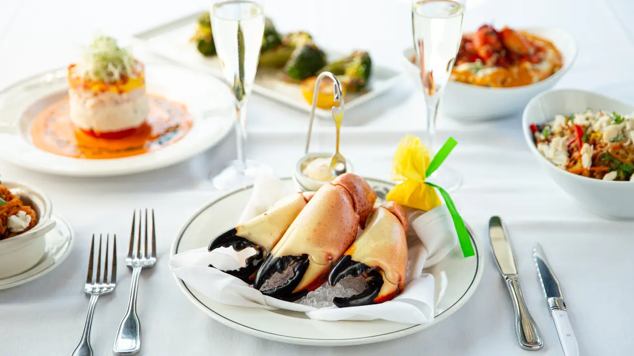 FLORIDA STONE CRAB - Truluck's - Ocean's Finest Seafood & Crab - Fort Lauderdale, Fort Lauderdale, FL