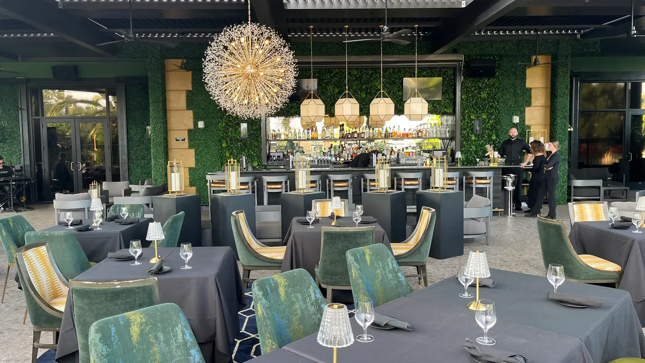 Alfresco Dining on The Terrace - Norman's - Orlando, Orlando, FL