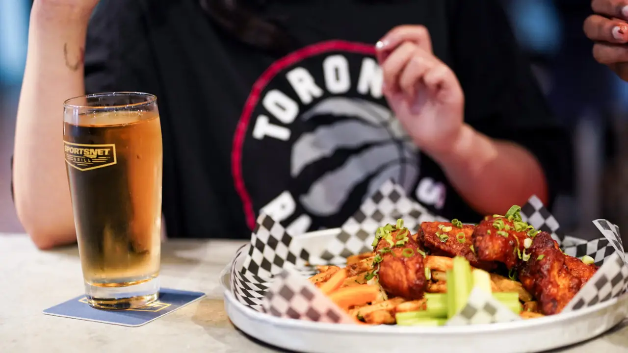 All-you-can-eat wings $25 during Leafs, Raps &amp; NFL - Sportsnet Grill, Toronto, ON