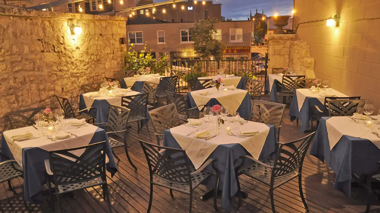 La Cucina Ristorante Guelph Fine Dining Second Floor Restaurant