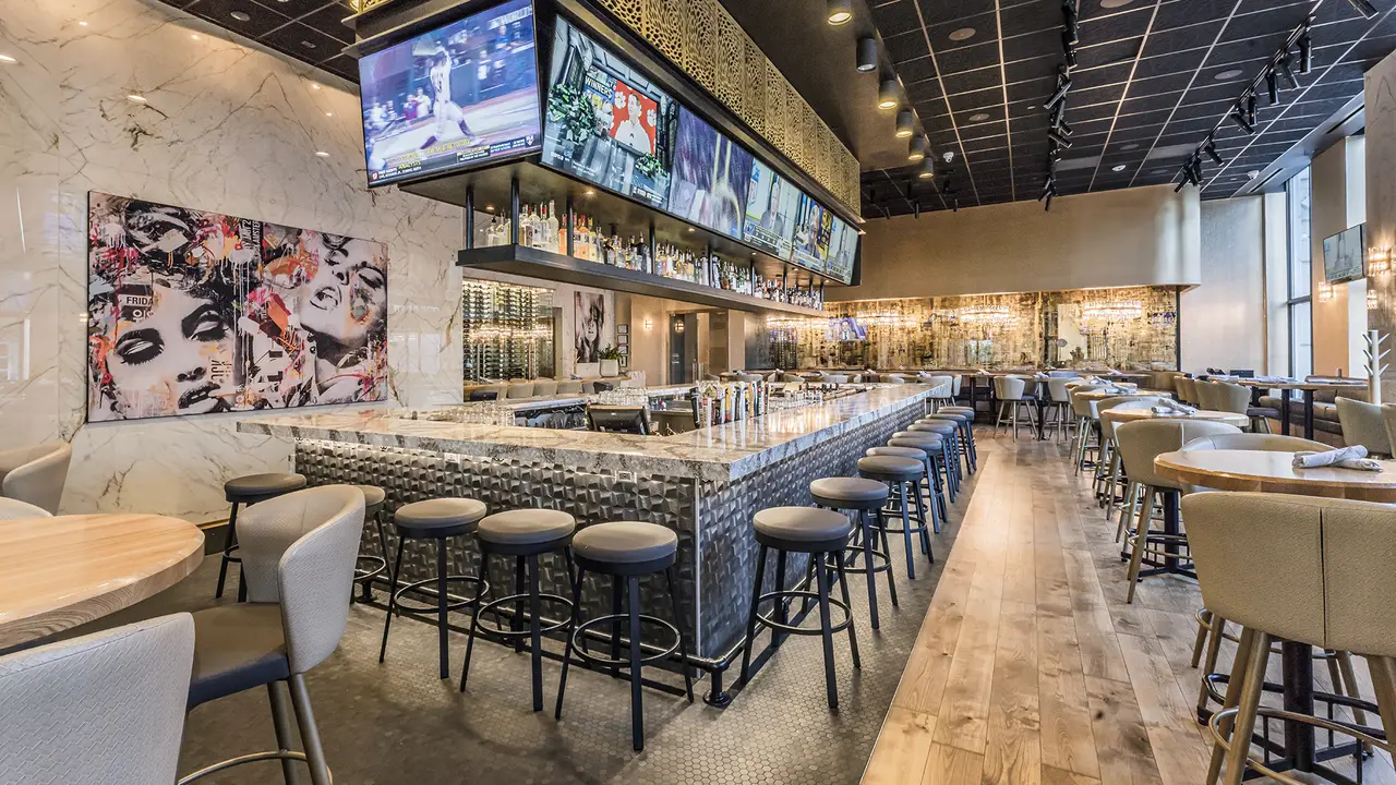 Moxies - Dallas Restaurant - Dallas, TX | OpenTable