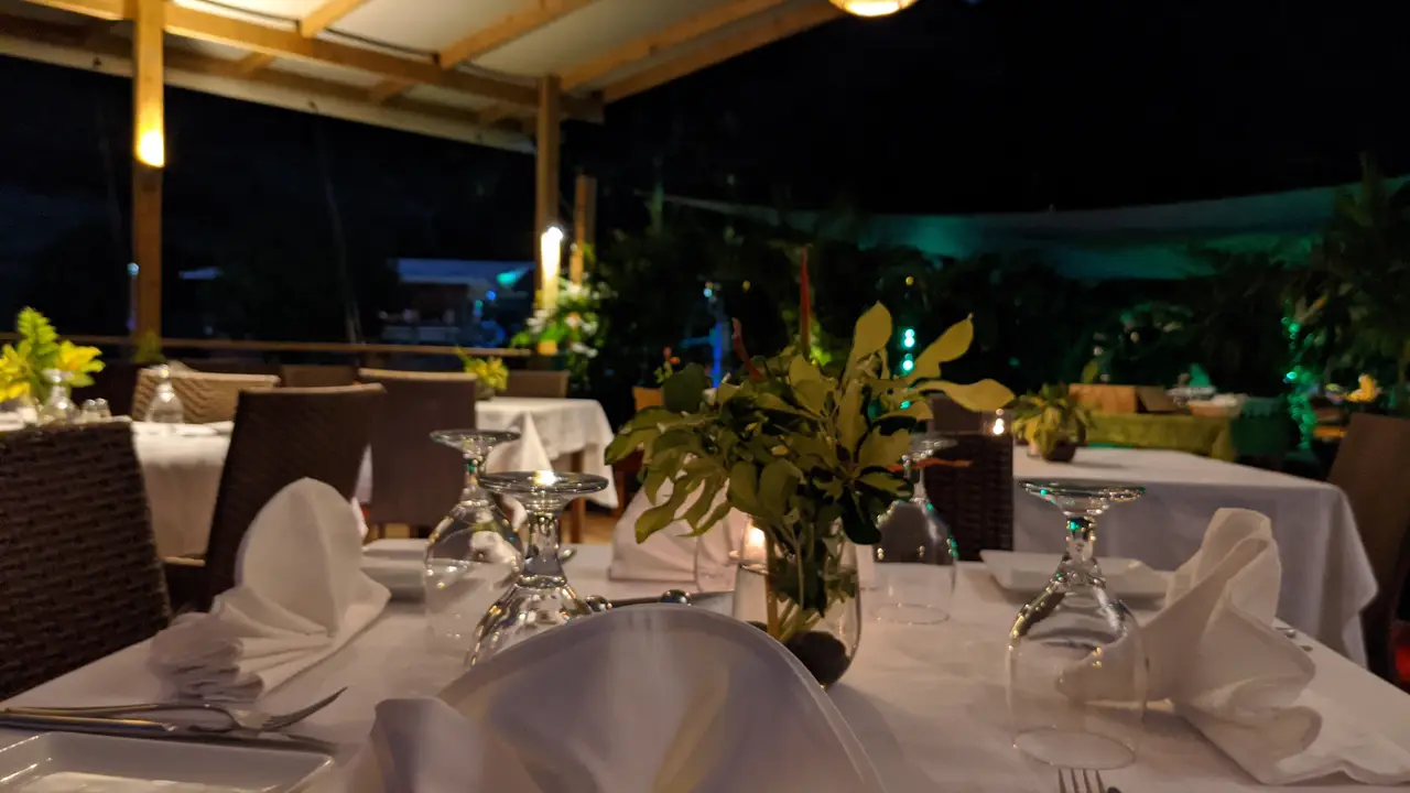 Jungle Room Restaurant and Tapas Bar at Loterie Farm - Rambaud ...