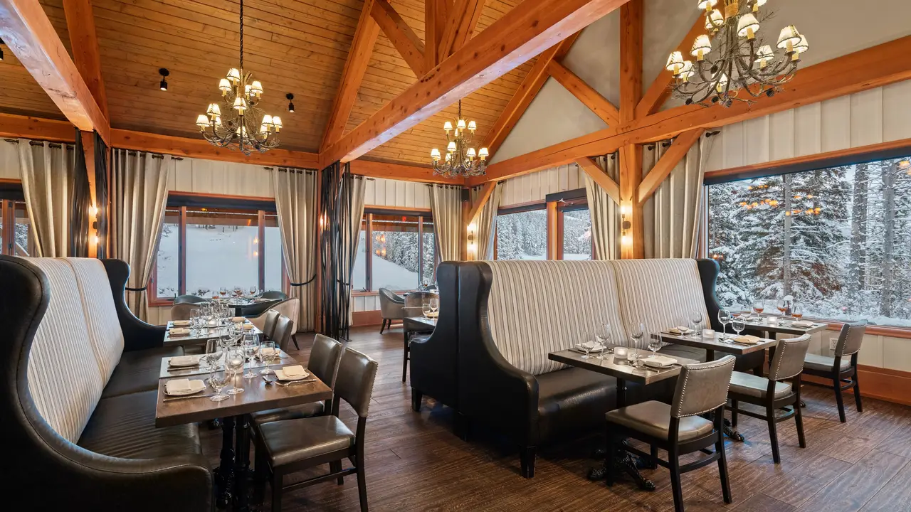 Rustica At Silvertip Golf Resort Restaurant - Canmore, Ab 