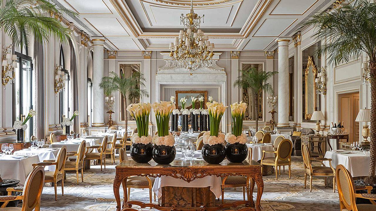 Le Cinq - Four Seasons Hôtel George V Restaurant - Paris, Ile-de-France |  OpenTable