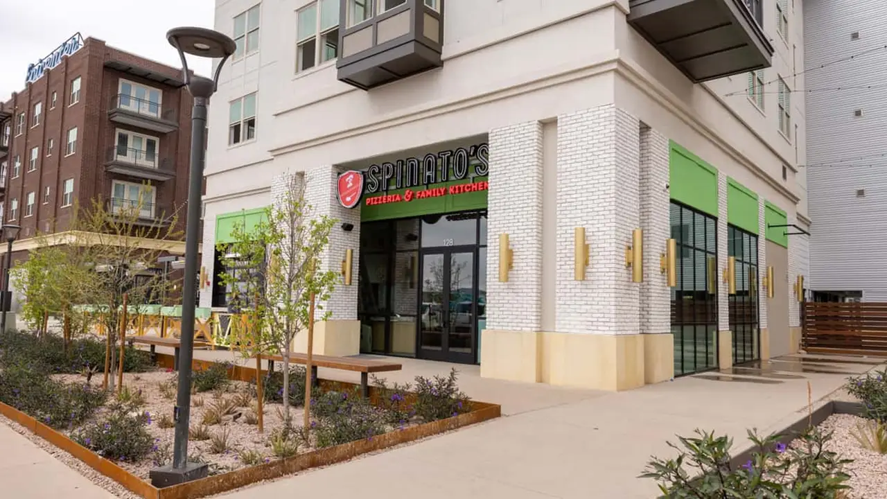 Spinato's Pizzeria and Family Kitchen Gilbert Restaurant Gilbert