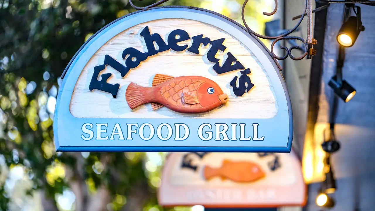 Flaherty's Seafood Grill & Oyster Bar Restaurant CarmelbytheSea