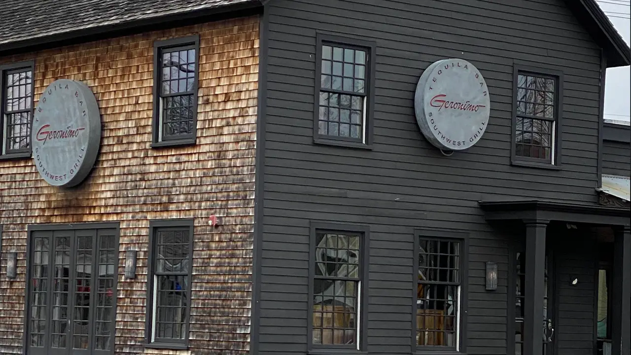 Geronimo Tequila Bar and Southwest Grill Fairfield Restaurant