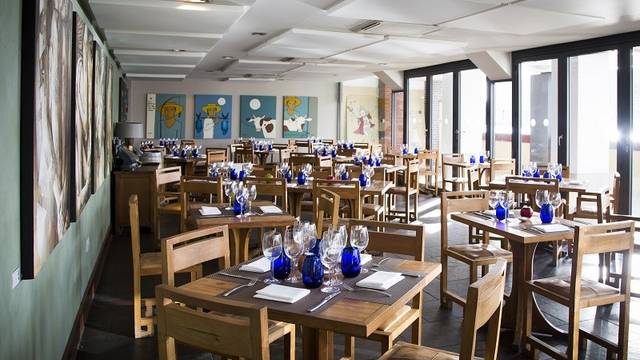 Una foto del restaurante High Timber