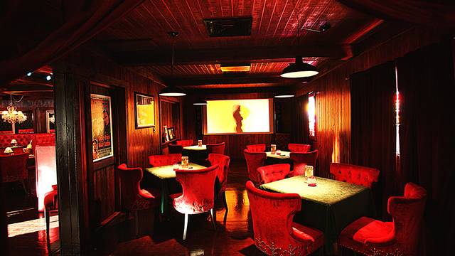 Una foto del restaurante The Original Capo's Restaurant & Speakeasy