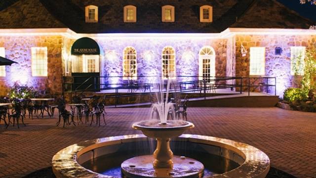 Una foto del restaurante The Stone House at Clove Lakes - NY