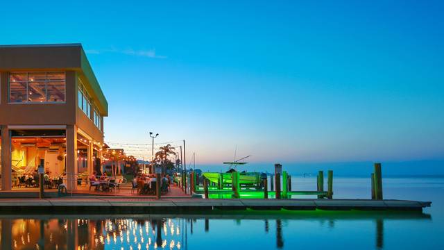 A photo of Dry Dock Waterfront Grill restaurant