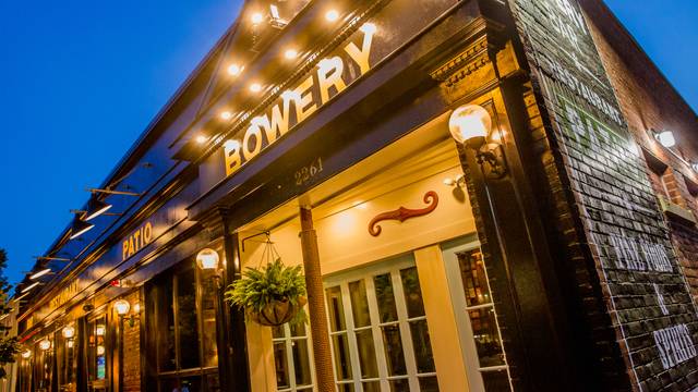 Una foto del restaurante The Bowery Bar