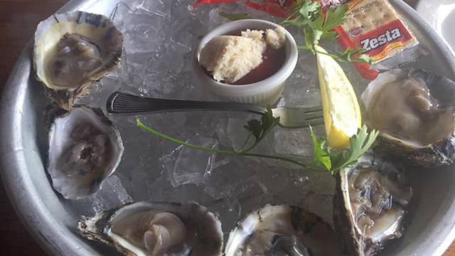Una foto del restaurante Jonah's Seafood House