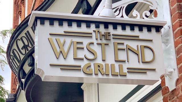 Een van The West End Grill restaurant