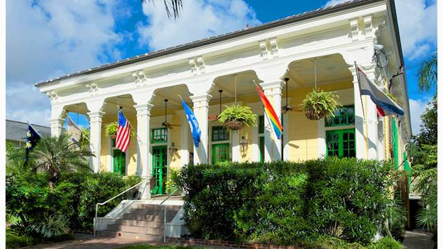 New Orleans Restaurant, The Country Club