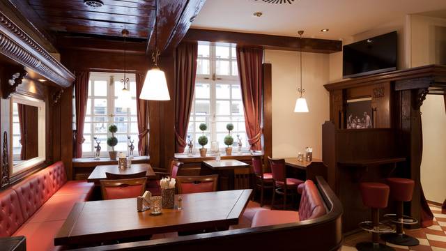 A photo of Zum Bitburger restaurant