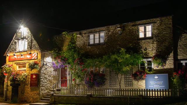 The Cygnet at the Swan Inn Restaurant - Islip, Oxfordshire