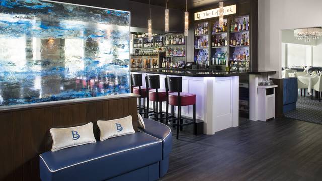 Een van Left Bank Restaurant restaurant