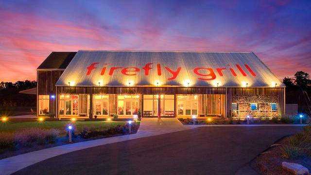 Una foto del ristorante Firefly Grill