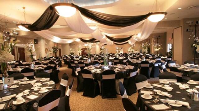 Una foto del ristorante Galaxy Restaurant (Circle L Steakhouse & The Wine Room)
