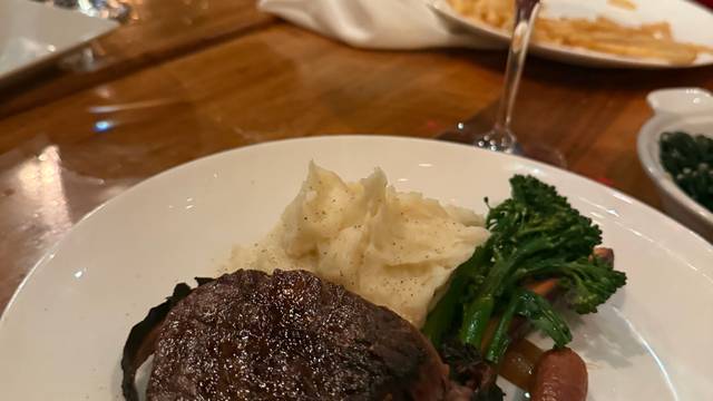 Vieux-Port Steakhouse Terrasse Restaurant Montréal, QC OpenTable