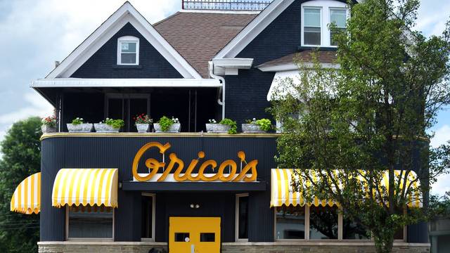 Una foto del restaurante Grico's Restaurant