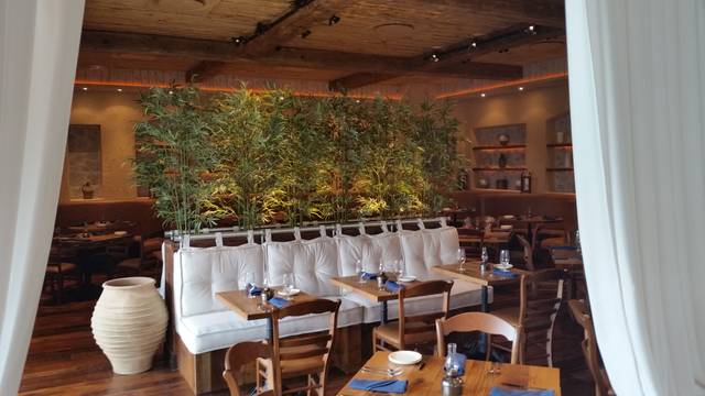 A photo of Estia Taverna – Radnor restaurant