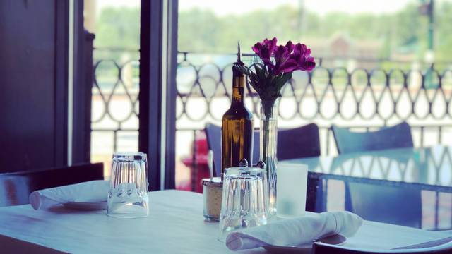Una foto del restaurante La ZaZa Trattoria - St. Charles