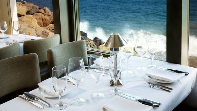 A photo of Mastro's Ocean Club - Malibu restaurant