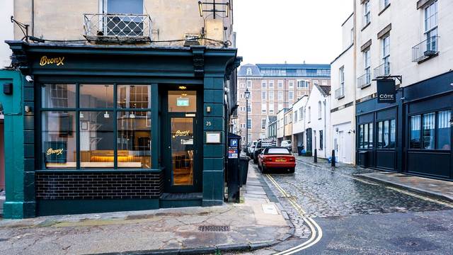 Une photo du restaurant Milk Bun, Bristol