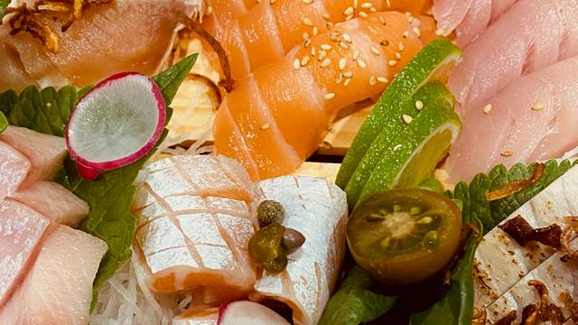 Paris Tokyo By Azai Sushi Beverly Hills Restaurant Info Reviews Photos Kayak