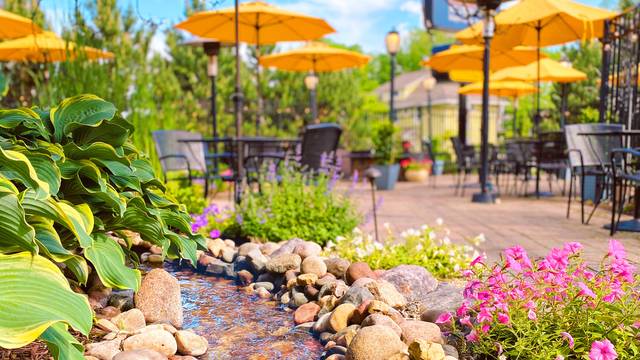 Una foto del ristorante Twigs Tavern & Grille