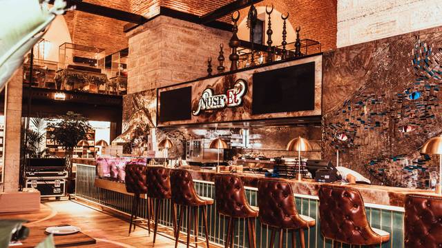 Nusr-Et Steakhouse Sandal Bedesteni Restaurant - Faith, Istanbul