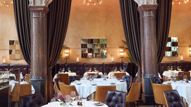 A photo of Galvin La Chapelle restaurant