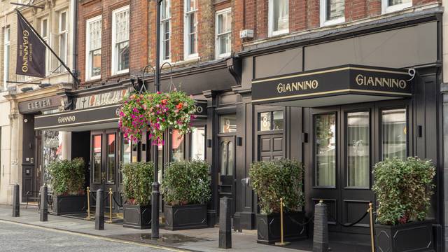 A photo of Giannino Mayfair restaurant