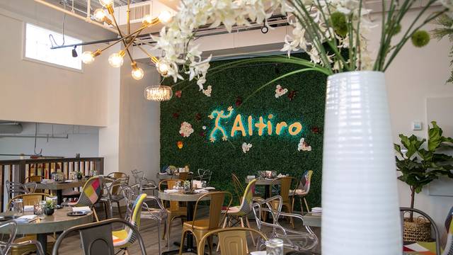 Una foto del restaurante Altiro Latin Fusion - Wheaton