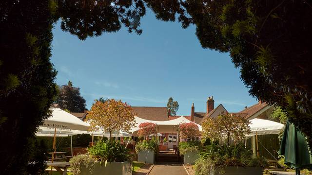 A photo of The Cross at Kenilworth restaurant