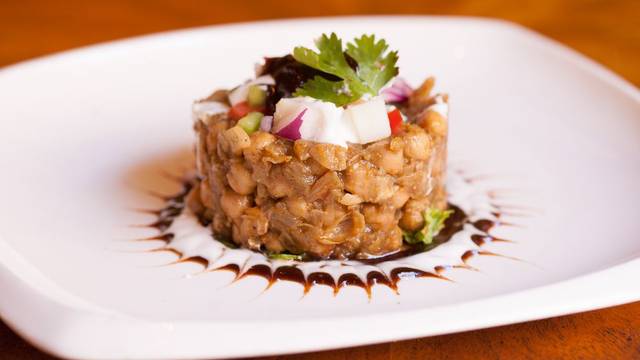 Een van East India Co. Grill & Bar restaurant