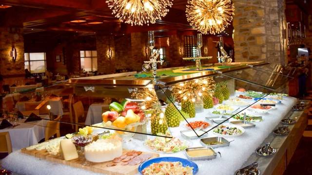 Una foto del restaurante Fogao Gaucho Brazilian Steakhouse - Bismarck