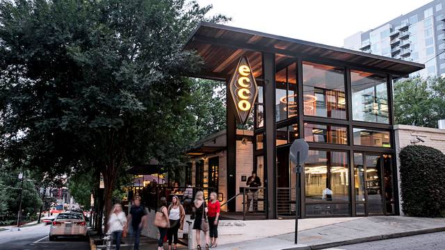 Una foto del ristorante Ecco Midtown