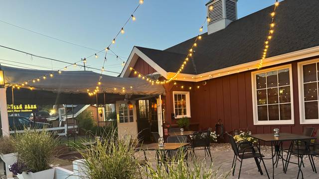 Una foto del restaurante Aberdeen Barn - Charlottesville