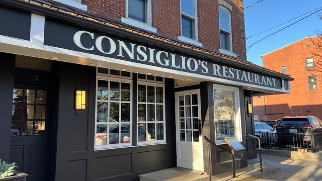 A photo of Consiglio's - New Haven restaurant
