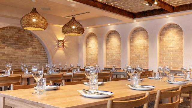 Una foto del restaurante Georges Mediterranean