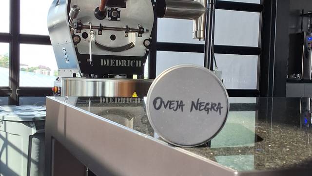 Una foto del restaurante La Oveja Negra - El Salvador
