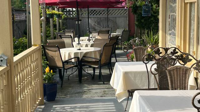 A photo of Arielle's Country Inn restaurant