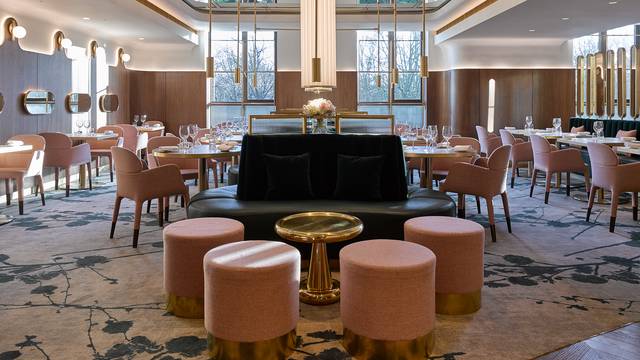 A photo of Glovers Alley restaurant
