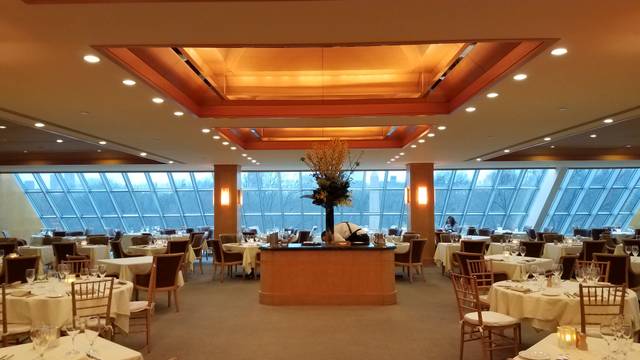 The Dining Room At The Metropolitan Museum Of Art Restaurant New