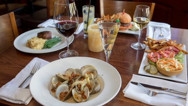 A photo of Jo's American Bistro restaurant