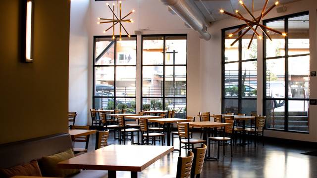 Una foto del restaurante Charcoal