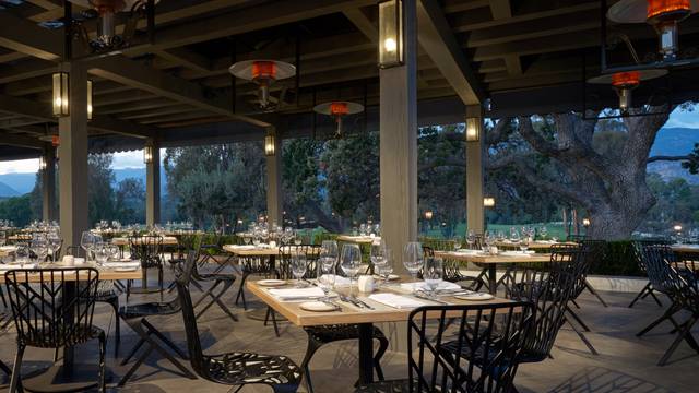 Una foto del restaurante The Oak - Ojai Valley Inn